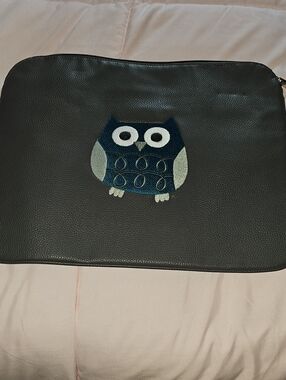 thirty-one Black Laptop Sleeve with Blue Owl Patch